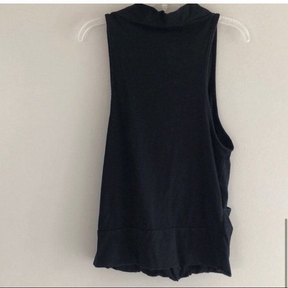 Black Accent Vest - Picture 3 of 3